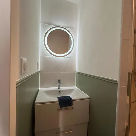 Londres Super Cosy I Renove Fin 2025 I Parking Gratuit Apartmán *
